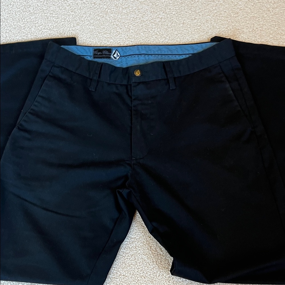 Volcom Men's Classic Black Chinos